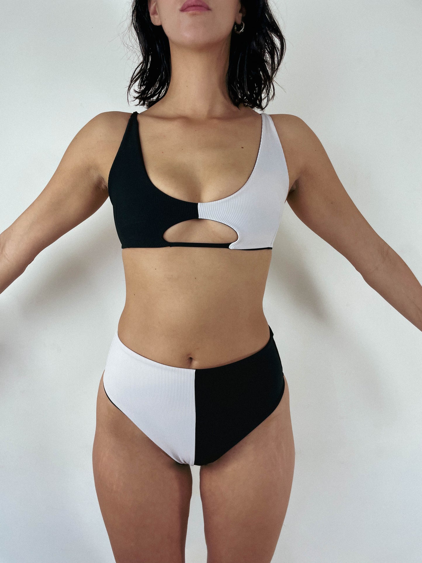 SMMR23 Dolly Top - Black & White