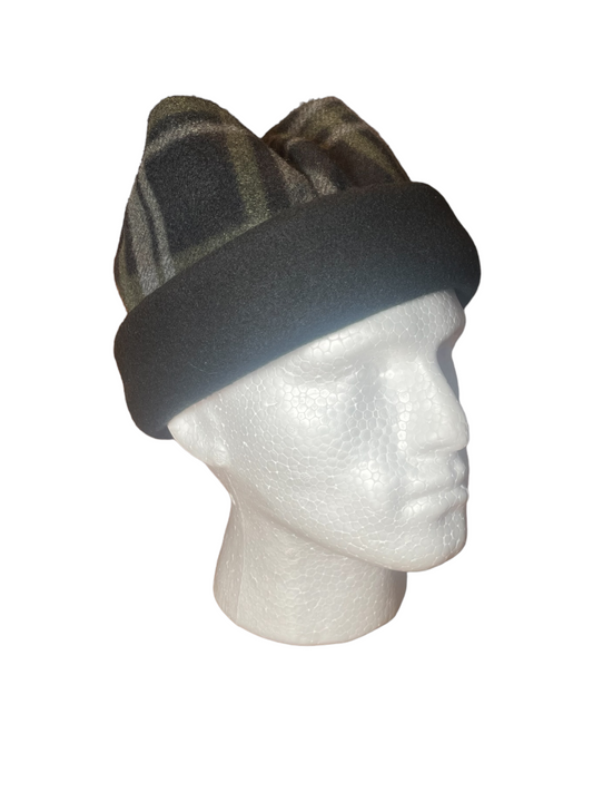 Crown Top Beanie - Black / Tartan